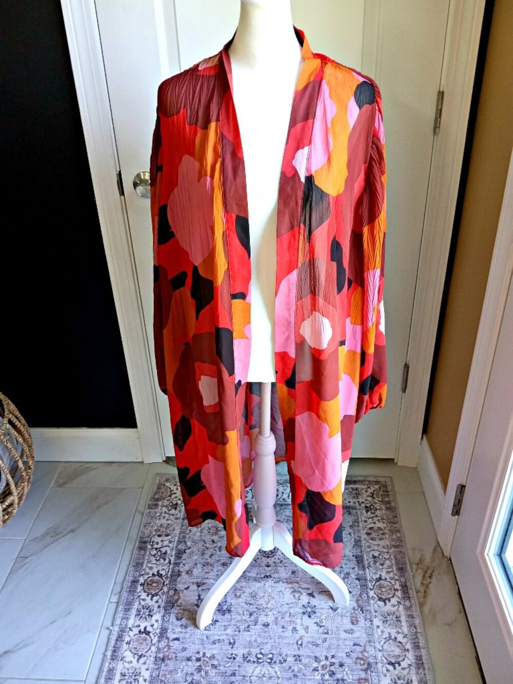 NWOT! BRILLIANT FLORAL DUSTER KIMONO SZ M/L